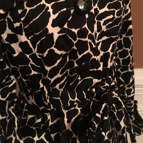 Black and white animal print jacket - Picture 3 of 6